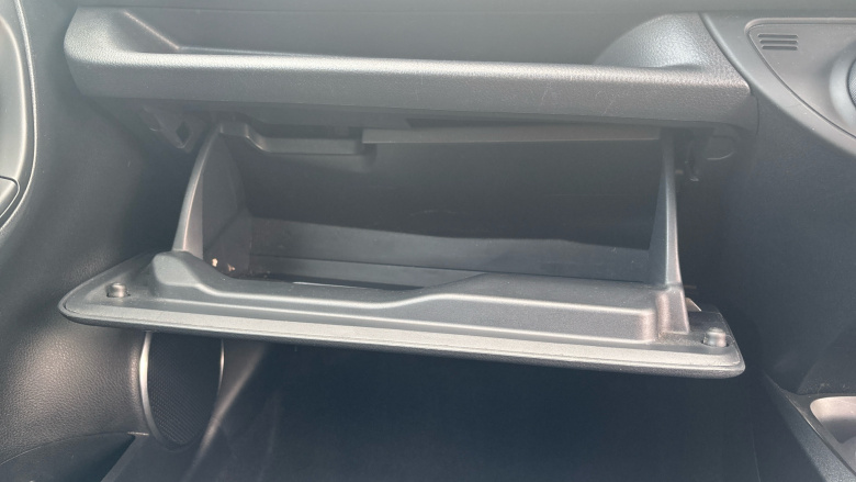 Toyota Yaris 1.5 VVT-i Y20 5dr CVT [Bi-tone] Petrol Hatchback